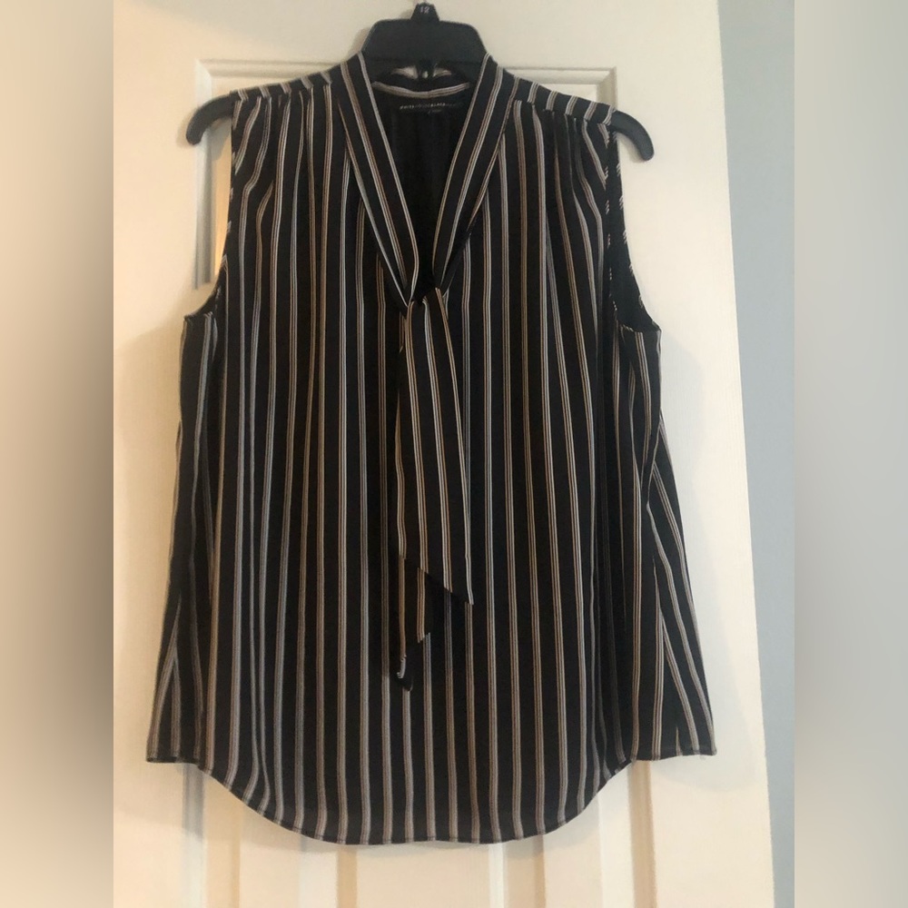 White House Black Market top